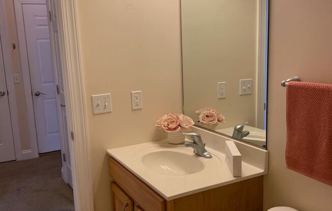 3 Bedroom, 2 Bath Townhouse End Unit with 1 Car Garage