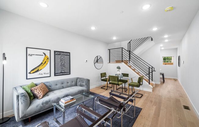 ⭐⭐⭐Modern Luxury in Olde Kensington, 3 Bed 3 Bath Home with Skyline Roof Deck and Finished Basement