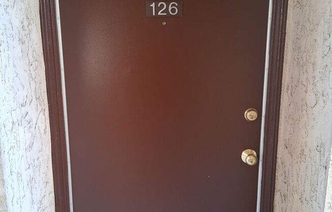 1 bed, 1 bath, 665 sqft, $2,000, Unit 126