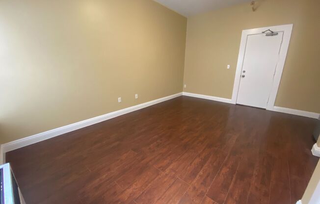 Studio, 1 bath, 220 sqft, $1,025, Unit 134