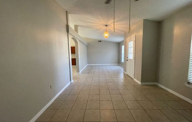 3 beds, 2 baths, $1,925