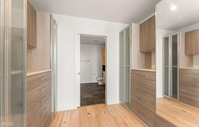 2 beds, 2 baths, 1,170 sqft, $4,500, Unit 2106