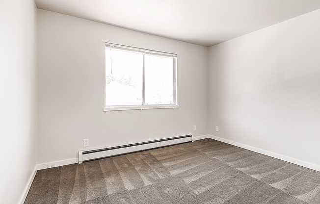 2 beds, 1 bath, 775 sqft, $1,950, Unit 206