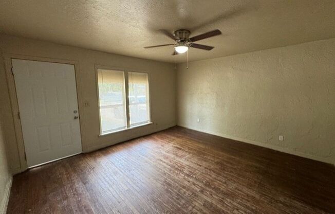 2 bed 1 bath in OKC! New paint and ready for move in!