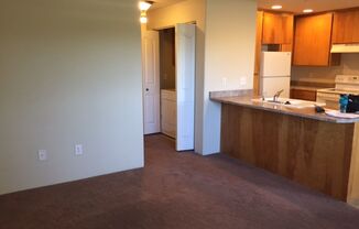 2 beds, 2 baths, 950 sqft, $1,395, Unit 8