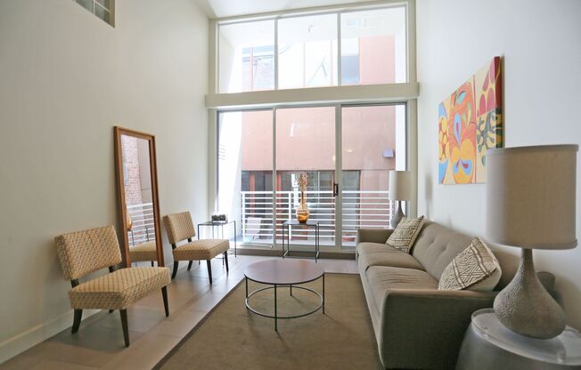 1 bed, 1 bath, $2,695, Unit #606