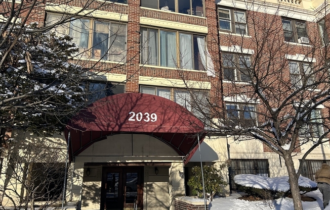 2039 Commonwealth Ave.