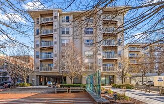1 Bed and Den 1 Bath - Silver Spring Condo - Garage Parking Space