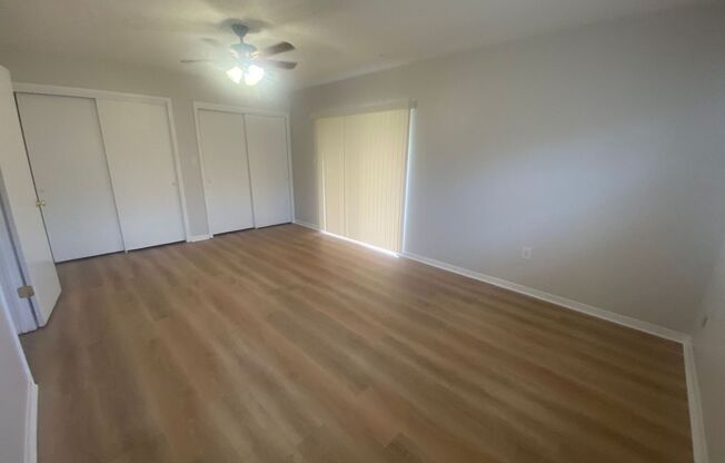 2 beds, 1 bath, 850 sqft, $1,150