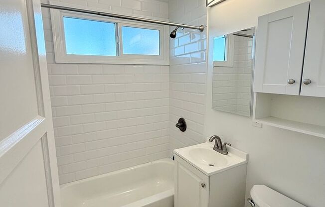 Studio, 1 bath, 230 sqft, $1,995, Unit 0221-50