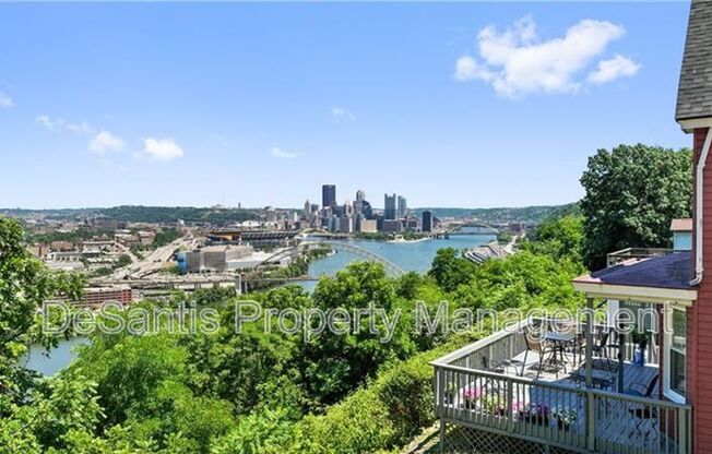 1008 RUE GRANDE VUE ST