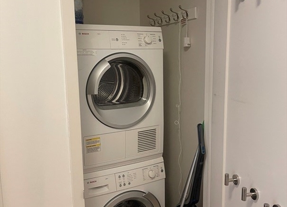 1 bed, 1 bath, 855 sqft, $5,000, Unit 3F