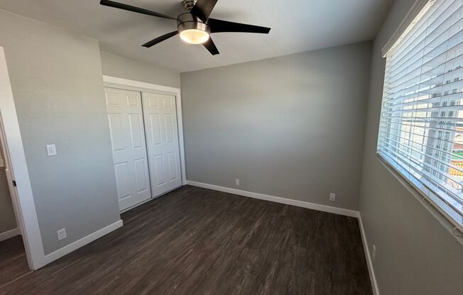 2 beds, 1 bath, 865 sqft, $2,710, Unit 300-22