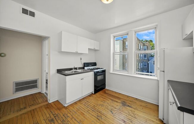 1 bed, 1 bath, 643 sqft, $1,650, Unit 3038-3