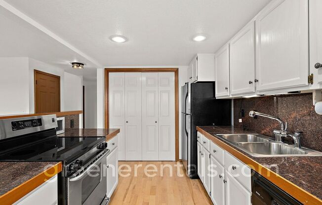 2 beds, 2 baths, $2,395