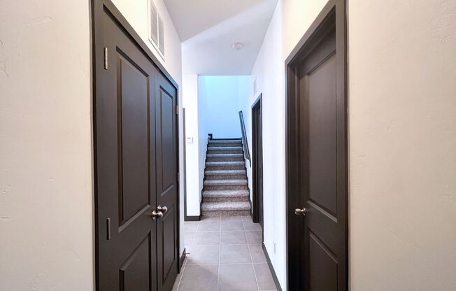 Mission Valley 3 Bedroom 2.5 Bath Townhome