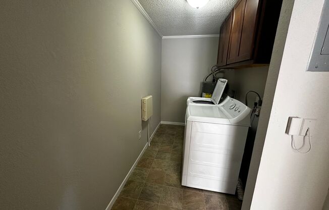 1 bed, 1 bath, 634 sqft, $899, Unit 5656 UD