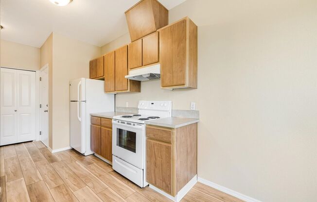 2 beds, 1 bath, 901 sqft, $1,400, Unit 1144-304