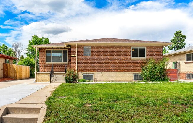 2BD/1BA Ranch in Denver!