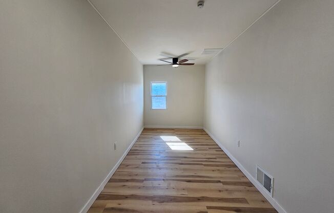 Newly updated 1 bedroom 1 bath apartment for rent