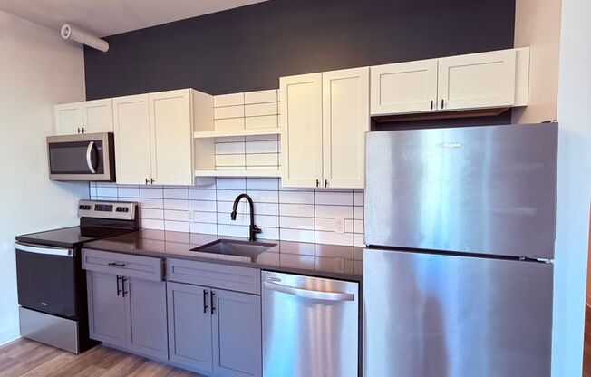 Studio, 1 bath, 615 sqft, $1,500, Unit Unit 407