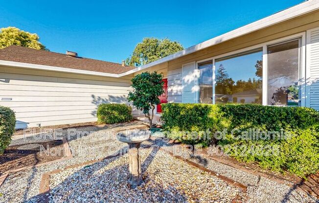 351 BELHAVEN CIR