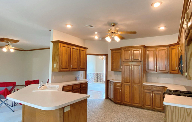 1313 SW 121 ST