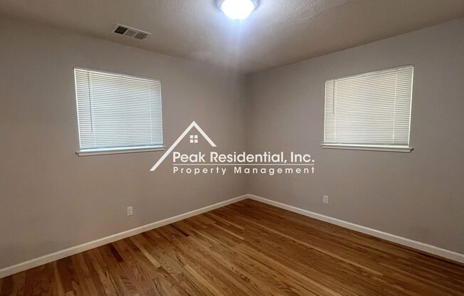 3 beds, 1 bath, $2,195