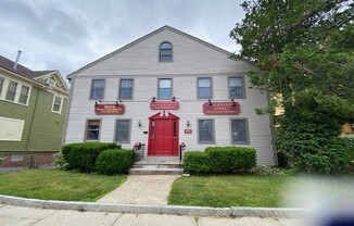653 MAIN ST