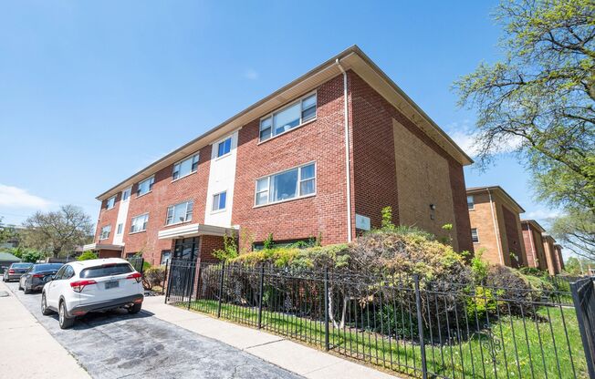 11110 - 11118 S Homewood Ave
