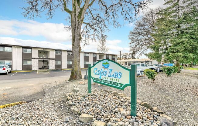 2 beds, 1 bath, 880 sqft, $1,395, Unit #1