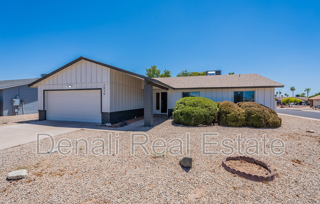 2839 W VILLA MARIA DR