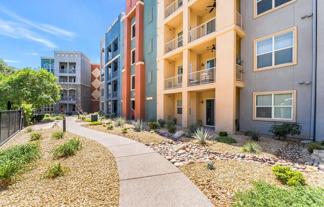 2 beds, 2 baths, $1,495