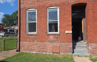 225 UPTON ST