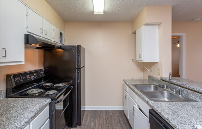 2121 Lobdell Blvd