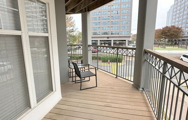 2 beds, 2 baths, $2,595, Unit Unit 204