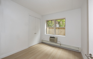 1 bed, 1 bath, $5,995, Unit 1B