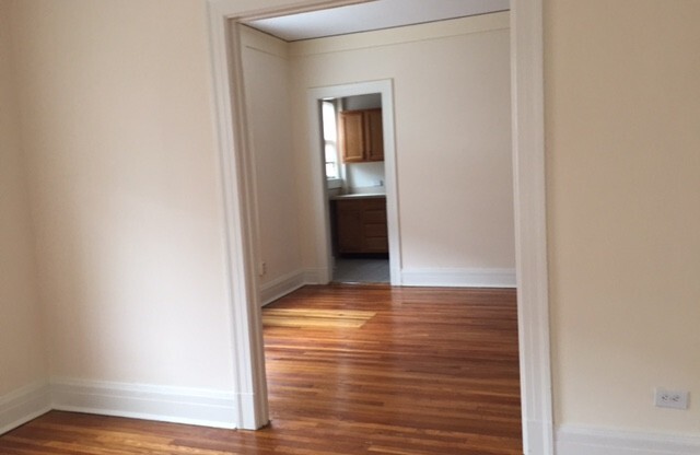1 bed, 1 bath, 550 sqft, $1,600, Unit 414
