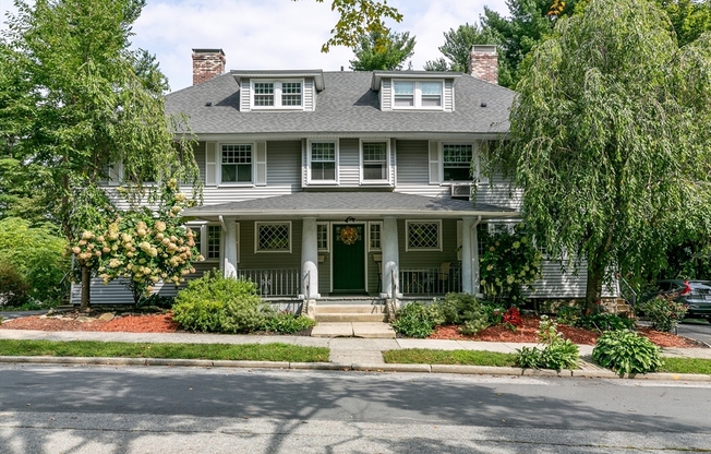 54 BEECHING ST