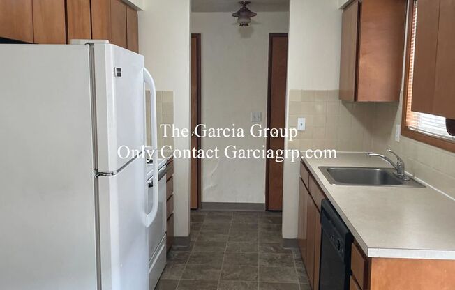 1 bed, 1 bath, 768 sqft, $1,495, Unit #27