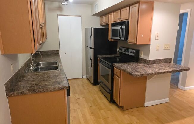1 Bed 1 Bath Near Downtown