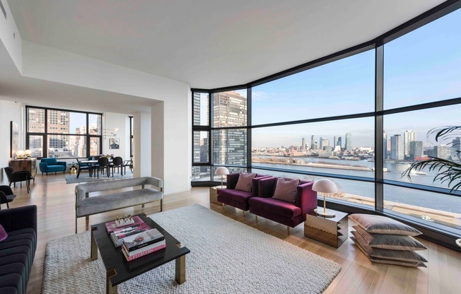 3 beds, 3.5 baths, 3,004 sqft, $28,950, Unit 17B