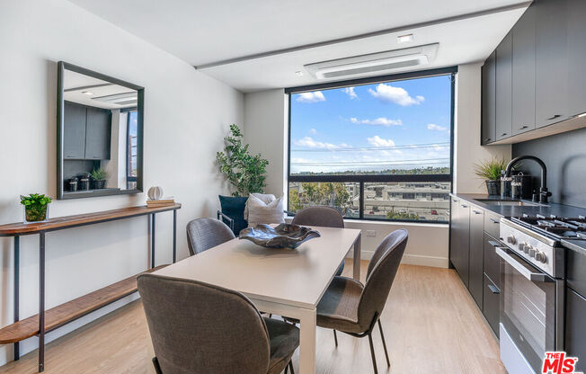 Studio, 1 bath, 439 sqft, $3,195, Unit 643
