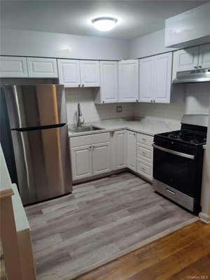 3 beds, 1 bath, 2,800 sqft, $2,950, Unit 1