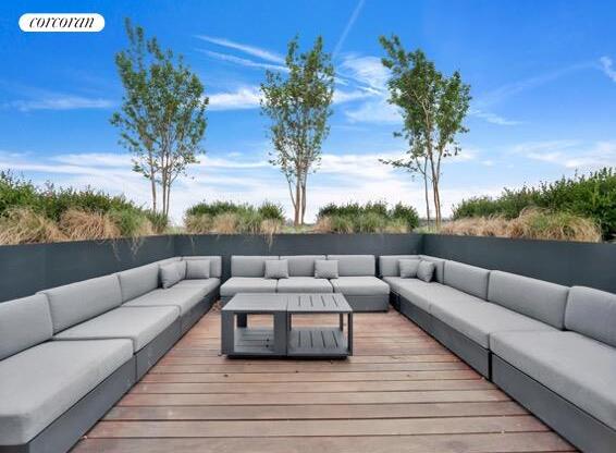 1 bed, 1 bath, $4,200, Unit 202