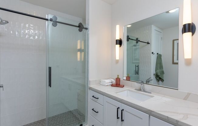 1 bed, 1.5 baths, 823 sqft, $1,750, Unit 304