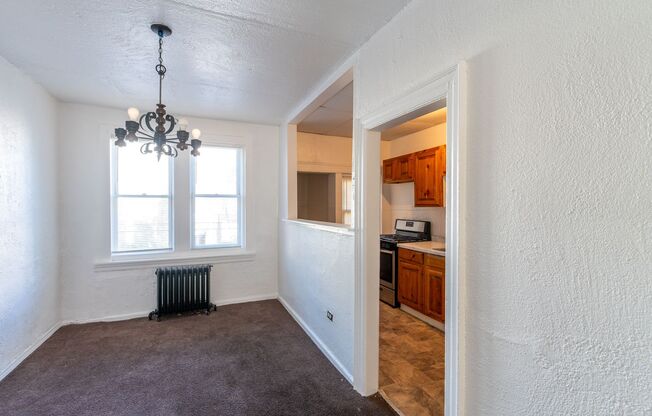 3 beds, 1 bath, $1,400