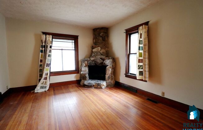 3 Bedroom Home Available!