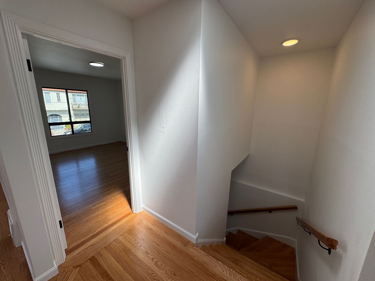 Remodeled 2BR/1BA Single Family Home in Sunset