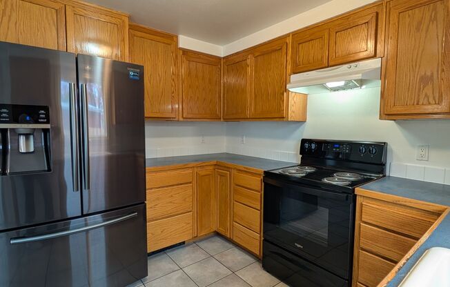 3 beds, 1 bath, $1,895